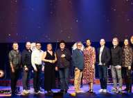 Neighbours and Friends på en scene